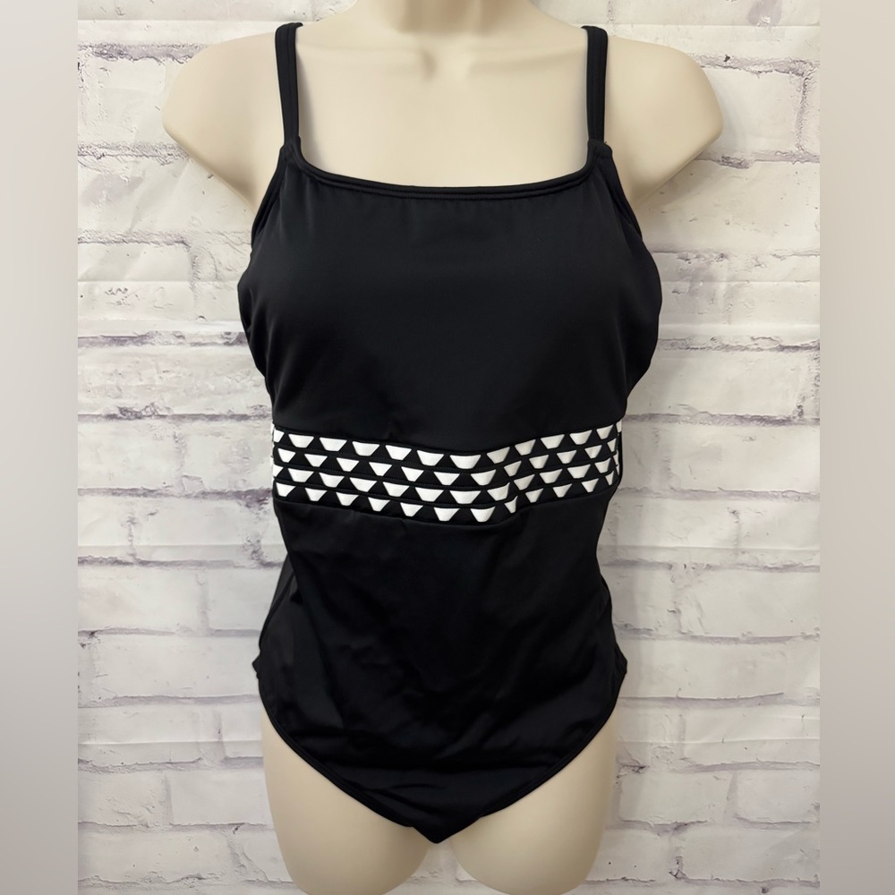 Amoena Cocos OP Black White USA Size 10B‎ Post Surgery One Piece Swimsuit New